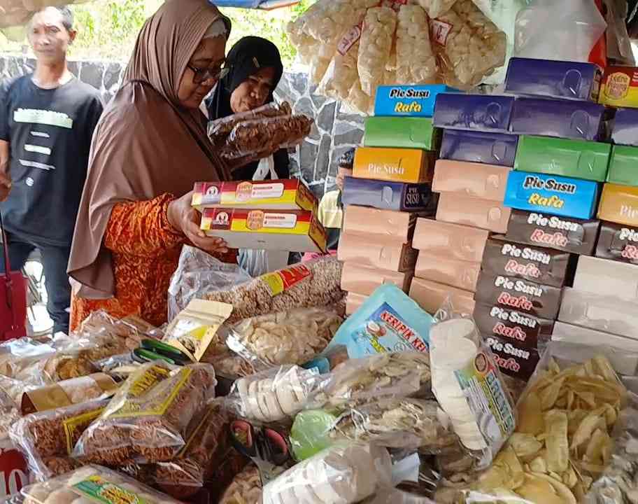 Toko Budi: Jantung Belanja Lokal yang Tak Pernah Padam di Karanganyar